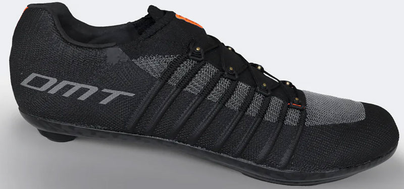 Afbeelding laden in galerijviewer, Dmt pogi's super light - road bike shoes
