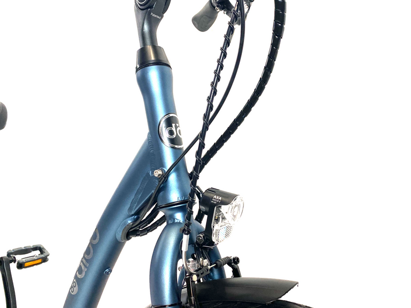 Afbeelding laden in galerijviewer, Kwadie aldo e-bike lage instap 28 - 46 cm. 7gvl - 9.0 ah 324wh led display 20 km h mystery blue mat
