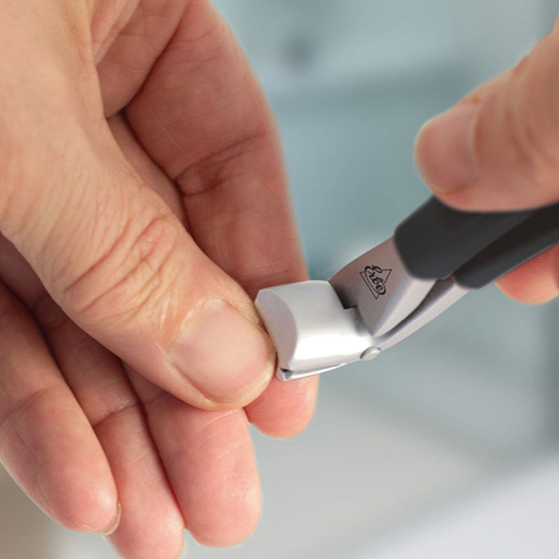 Afbeelding laden in galerijviewer, Erbe solingen nagelknipper soft grip zwart 8,5cm (erbe92693)
