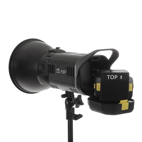 Afbeelding laden in galerijviewer, Falcon Eyes Bi-Color LED Lamp Dimbaar BL-10TD op Accu Demo
