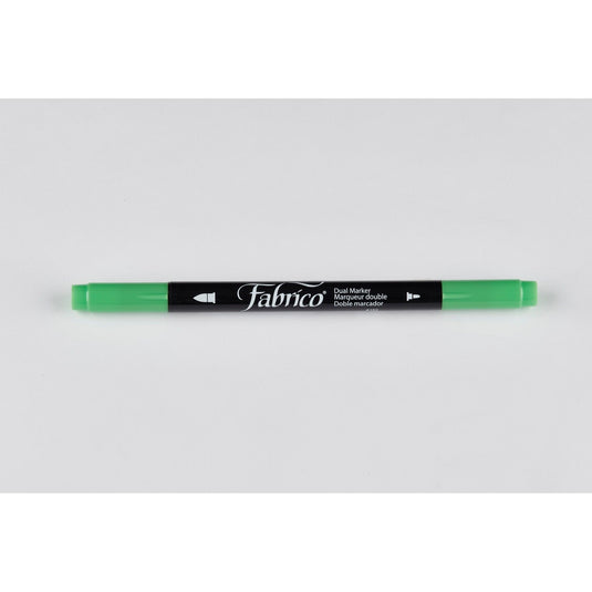 Tsukineko • versacraft fabrico marker spring green