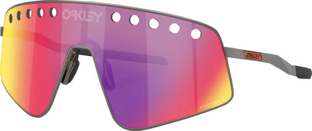 Afbeelding laden in galerijviewer, Oakley sutro ti sweep sports glasses
