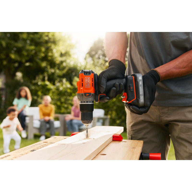 Afbeelding laden in galerijviewer, Black+decker 18v 2.0ah schroefklopboormachine (zwart oranje, accu en oplader inbegrepen.)
