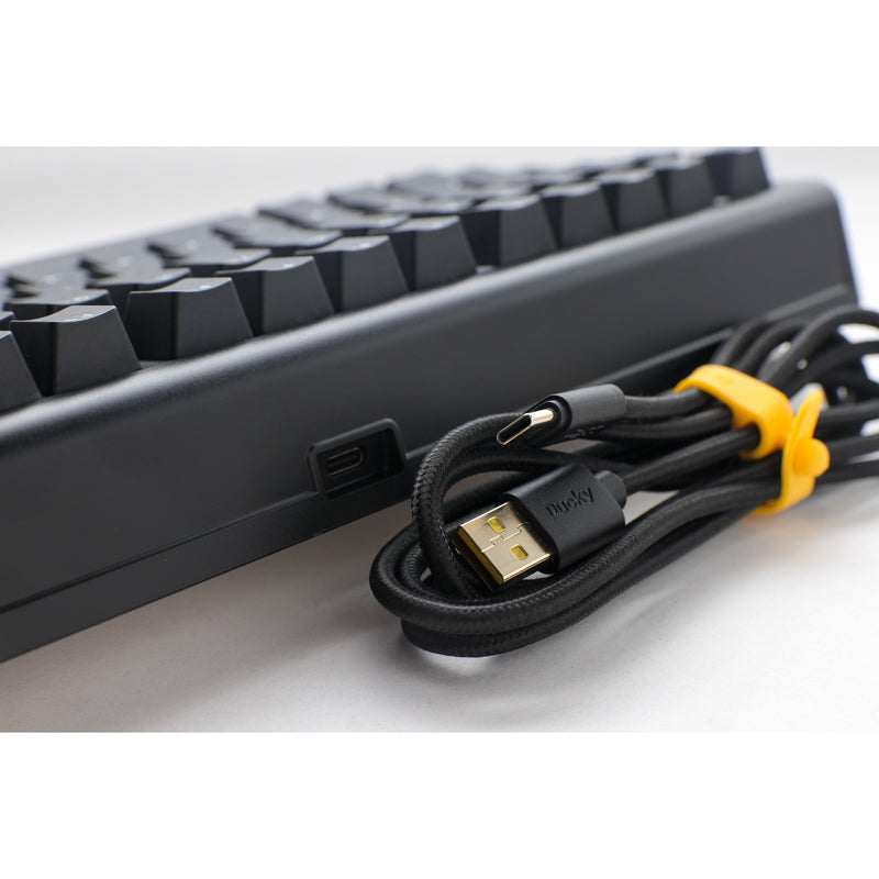 Afbeelding laden in galerijviewer, Ducky projectd tinker 75 met qmk via rgb mechanisch toetsenbord (zwart, us lay-out (qwerty), cherry mx blue, 75%, rgb leds, double-shot pbt, hot-swappable, gasket mount)
