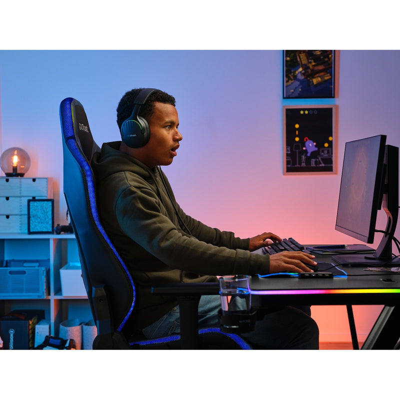 Afbeelding laden in galerijviewer, Trust gxt 709 luminus rgb-gamingbureau gaming desk (zwart)
