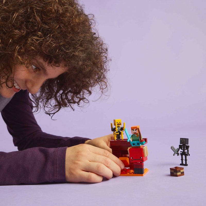 Afbeelding laden in galerijviewer, Lego minecraft de lavastrijd in de nether voor kinderen - 21266
