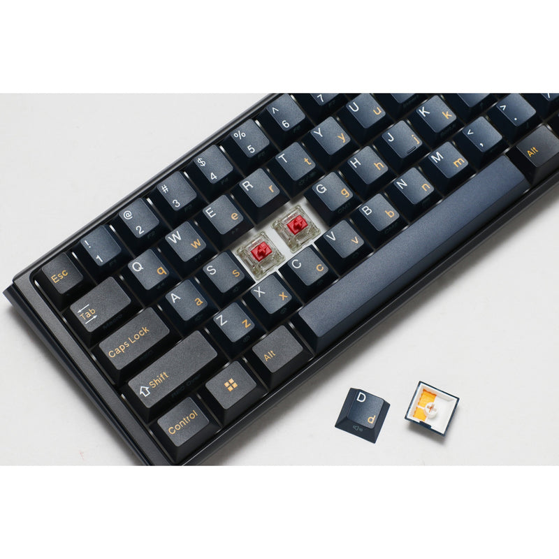 Afbeelding laden in galerijviewer, Ducky one 3 pro mini rgb mechanisch gaming toetsenbord (zwart, us lay-out (qwerty), cherry mx2a brown, 60%, rgb led, double-shot pbt, quack mechanics, hot swap)
