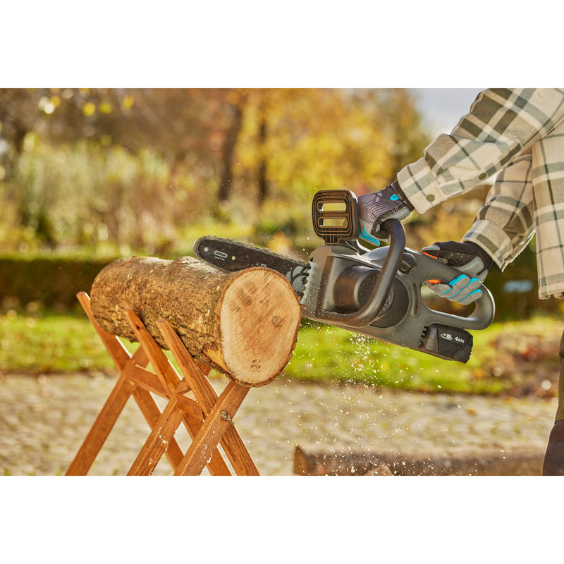 Afbeelding laden in galerijviewer, Gardena accukettingzaag powersaw 250 18v (grijs turquoise, accu en oplader inbegrepen, power for all alliance)
