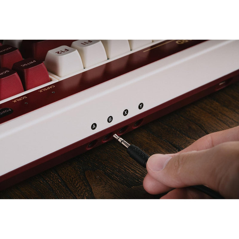 Afbeelding laden in galerijviewer, 8bitdo retro mechanical keyboard fami edition (beige, us lay-out (qwerty), kailh box white, 80% (tkl), bluetooth low energy, wireless 2.4g, usb)
