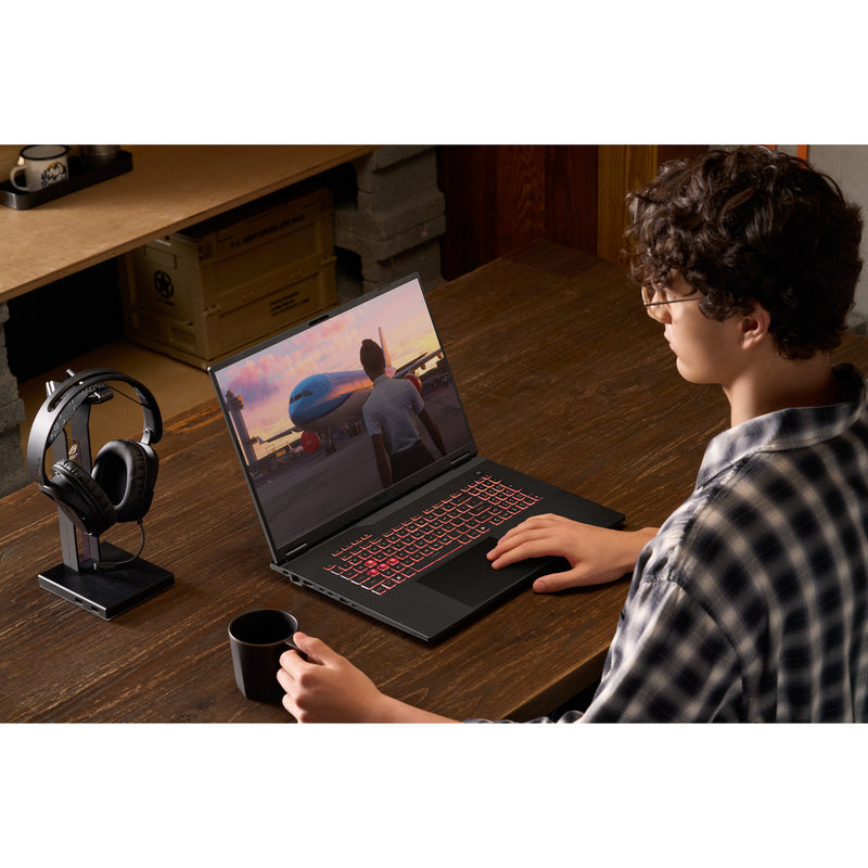 Afbeelding laden in galerijviewer, Asus tuf gaming a18 fa808um-s8132w 18 gaming laptop (zwart grijs | r7 260 | rtx 5060 | 16 gb | 512 gb ssd)

