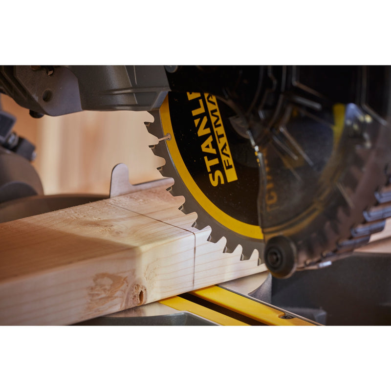 Afbeelding laden in galerijviewer, Stanley fatmax v20 18v 4.0ah 190 mm afkort- en verstekzaag (geel zwart, accu (18v, 4.0ah) en oplader (2a) inbegrepen)
