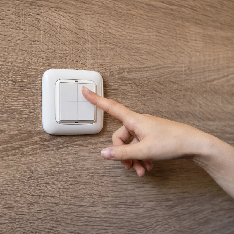 Afbeelding laden in galerijviewer, Shelly blu wall switch 4 + legrand adapter schakelaar (wit, bluetooth 4.2)
