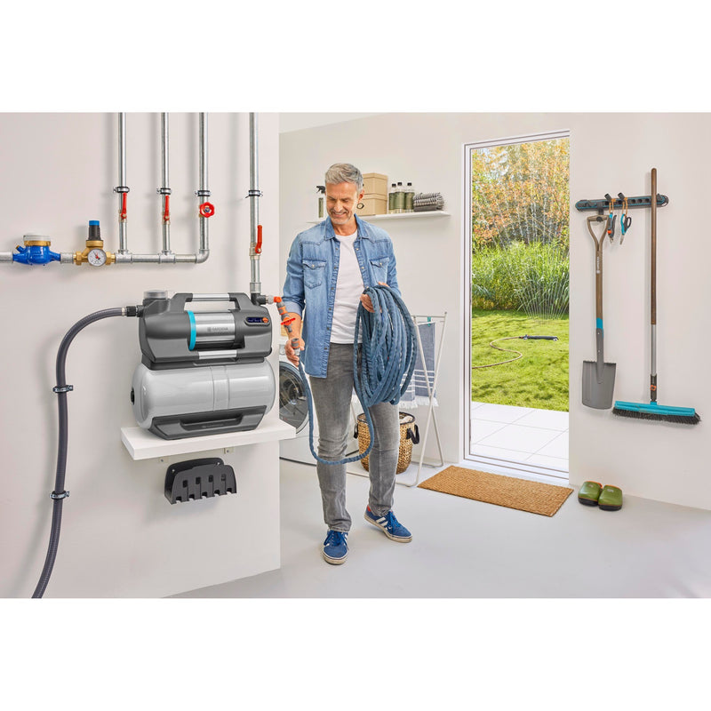 Afbeelding laden in galerijviewer, Gardena hydrofoorpomp 5600 silentcomfort (grijs roestvrij staal, bluetooth)
