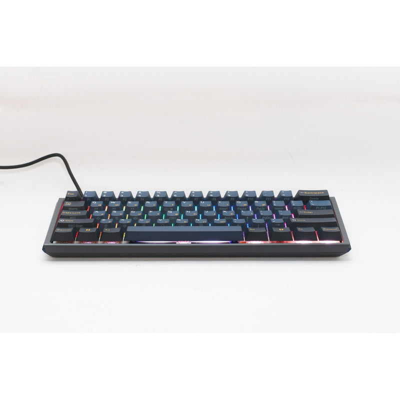 Afbeelding laden in galerijviewer, Ducky one 3 pro mini rgb mechanisch gaming toetsenbord (zwart, us lay-out (qwerty), cherry mx2a speed silver, 60%, rgb led, double-shot pbt, quack mechanics, hot swap)
