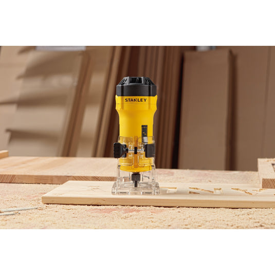 Stanley 550w kantenfrees bovenfrees (geel zwart)