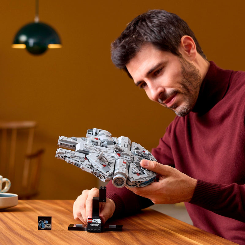 Afbeelding laden in galerijviewer, Lego star wars millennium falcon™ - 75375
