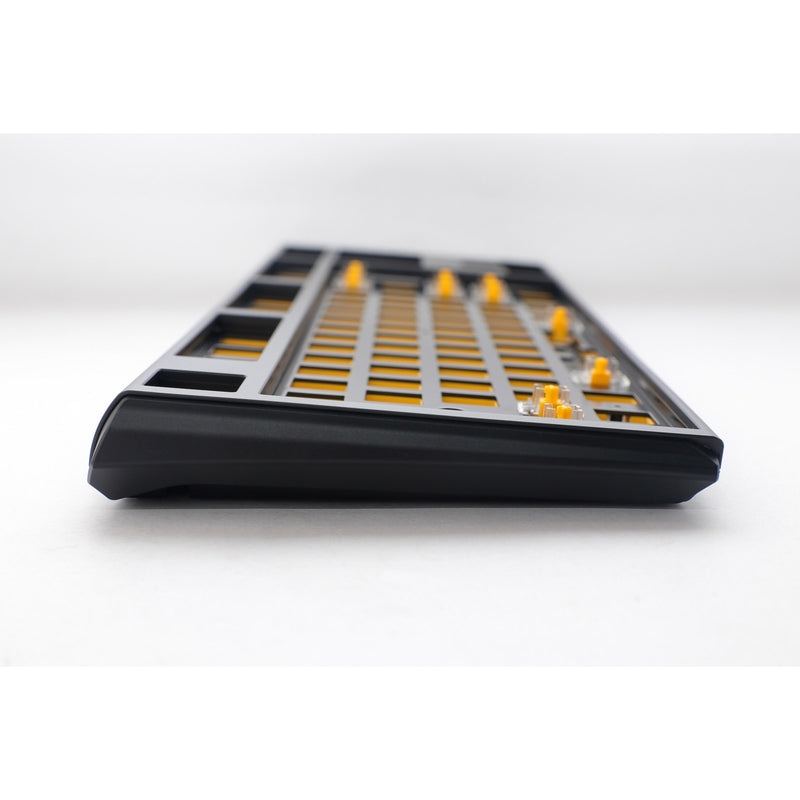 Afbeelding laden in galerijviewer, Ducky one 3 tkl ansi layout barebone rgb mechanisch toetsenbord (zwart, us lay-out (qwerty), 80% (tkl), rgb leds, hot swap, barebone)
