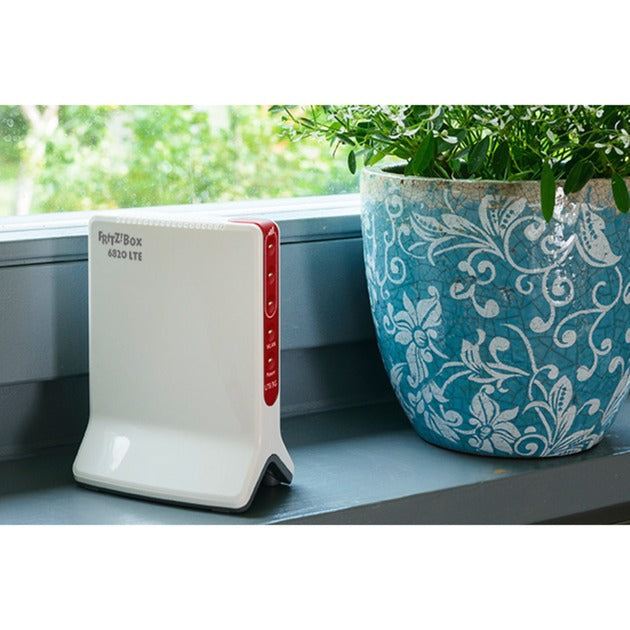 Afbeelding laden in galerijviewer, Fritz! box 6820 lte v3 international wlan lte router (wit rood, 4g (lte), 3g 3g+ (umts hspa+), mesh wi-fi)
