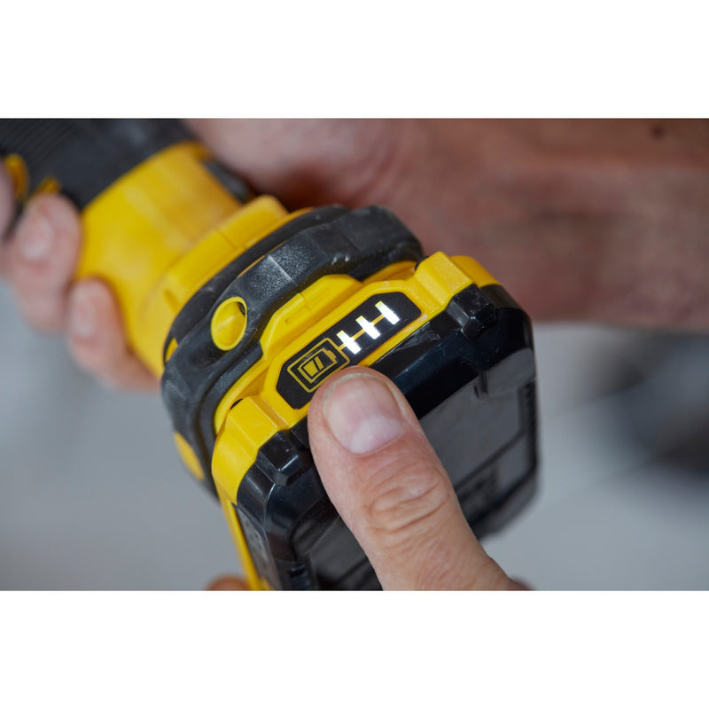 Afbeelding laden in galerijviewer, Stanley sfmce500d2k fatmax® v20 accu multitool 18v 2.0ah in koffer
