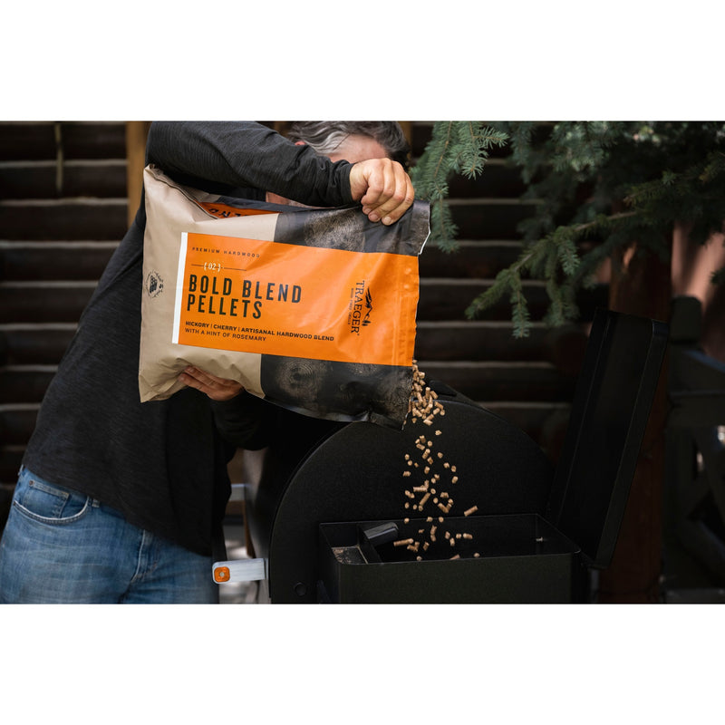 Afbeelding laden in galerijviewer, Traeger bold blent pellets - limited edition brandstof (8 kg)
