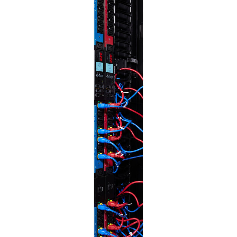 Afbeelding laden in galerijviewer, Apc ap8681redx667 - switched metered-by-outlet pdu (zwart rood, 0u, 400v, (21x) c13 (3x) c19, iec 309 16a 3fase stekker)
