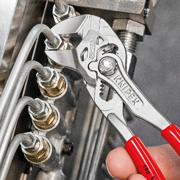 Afbeelding laden in galerijviewer, Knipex mini-sleuteltang | tang en schroefsleutel in één gereedschap | 23 mm - 7 8 - 8603125

