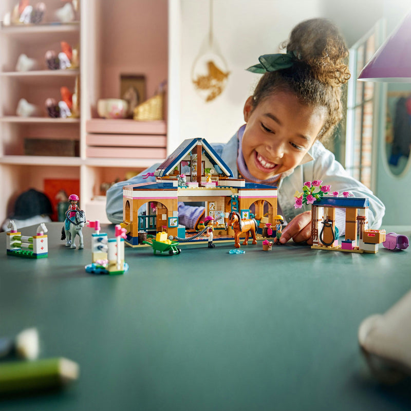 Afbeelding laden in galerijviewer, Lego friends 42688 - paardenstal en manege
