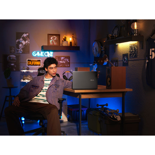 Asus v16 fx3607vh-rp011ws 16 gaming laptop (zwart | core 5 210h | rtx 5050 | 16 gb | 512 gb ssd)