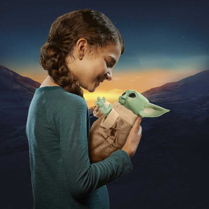 Afbeelding laden in galerijviewer, Hasbro star wars - galactic snackin’ grogu speelfiguur
