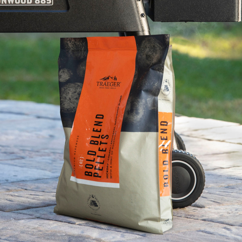 Afbeelding laden in galerijviewer, Traeger bold blent pellets - limited edition brandstof (8 kg)
