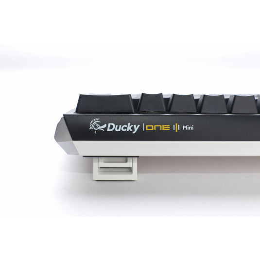 Ducky one 3 classic mini rgb mechanisch toetsenbord (zwart, us lay-out (qwerty), cherry mx silent red, 60%, rgb led, double-shot pbt, hot-swappable, quack mechanics)