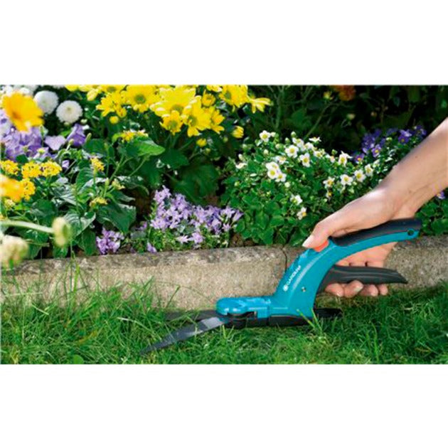 Afbeelding laden in galerijviewer, Gardena comfort grasschaar - 8 cm knipbreedte
