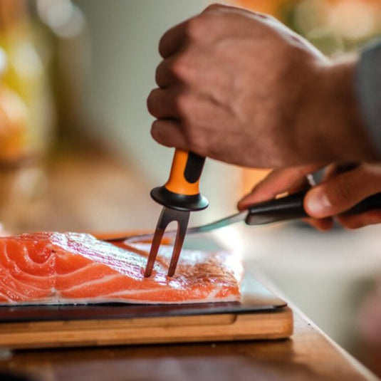 Fiskars functional form visspies vork (zwart roestvrij staal)