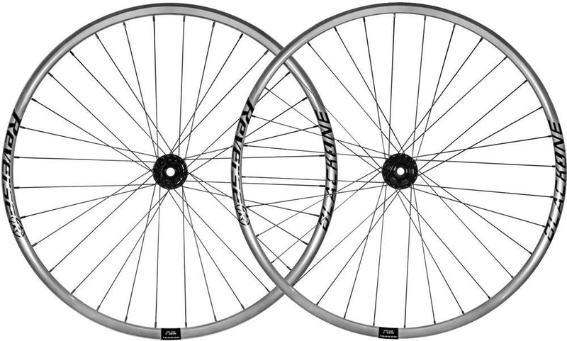 Afbeelding laden in galerijviewer, Reverse components black one 29 boost tubeless wheelset

