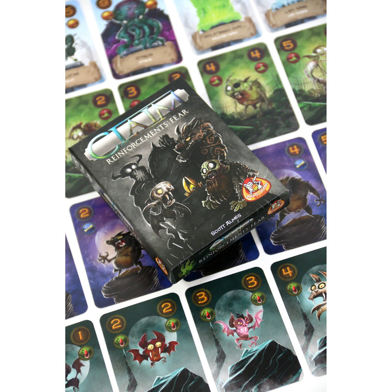 Afbeelding laden in galerijviewer, White goblin games claim reinforcements: fear kaartspel (nederlands, uitbreiding, 2 spelers, 25 minuten, vanaf 10 jaar)
