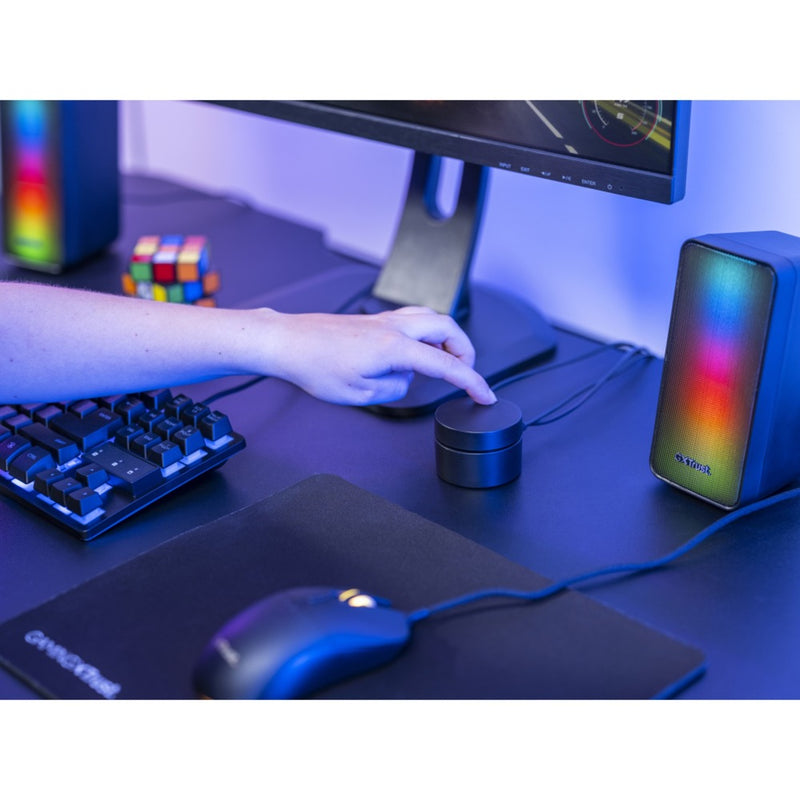 Afbeelding laden in galerijviewer, Trust gxt 611 wezz illuminated 2.0 rgb speaker set pc-luidspreker (zwart, rgb leds)

