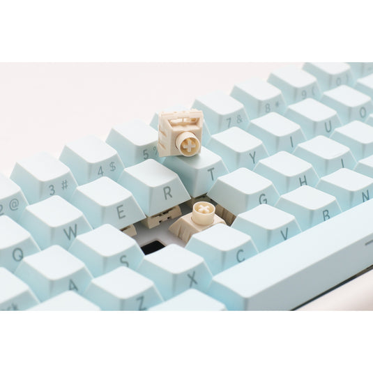 Ducky projectd tinker 65 - pom edition met qmk via rgb mechanisch toetsenbord (lichtblauw, us lay-out (qwerty), kailh box cream pro, 65%, rgb leds, double-shot pbt, hot-swappable pom, gasket mount)