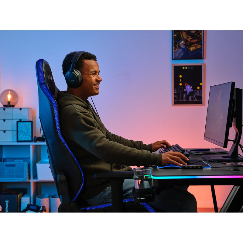 Afbeelding laden in galerijviewer, Trust gxt 709 luminus rgb-gamingbureau gaming desk (zwart)

