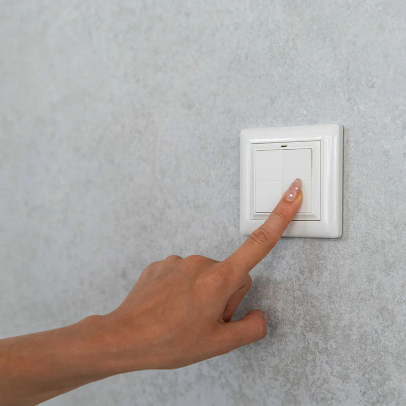 Afbeelding laden in galerijviewer, Shelly blu wall switch 4 + legrand adapter schakelaar (wit, bluetooth 4.2)
