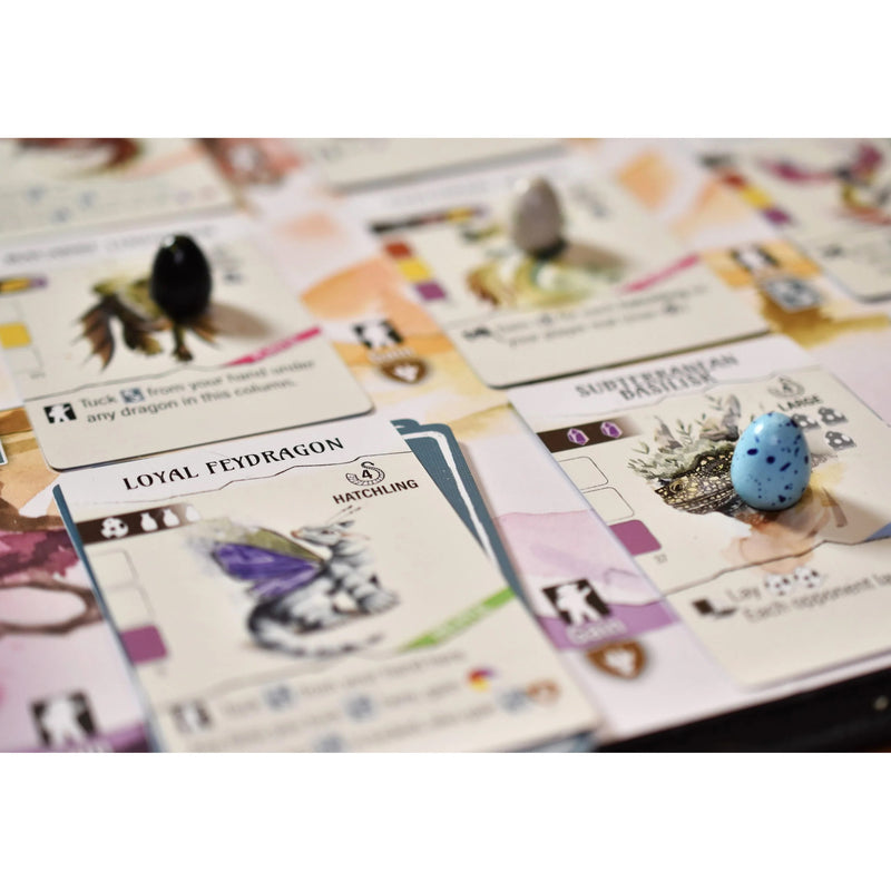 Afbeelding laden in galerijviewer, Asmodee wyrmspan - engelstalig bordspel
