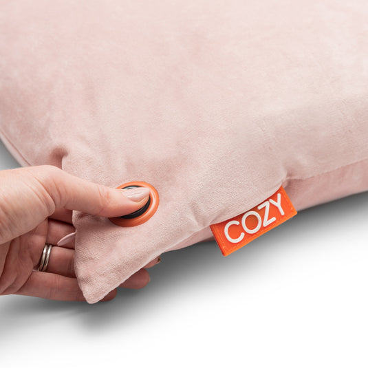 Cozy una velvet 45 x 45 cm draadloos warmtekussen (lichtroze, powerbank 5000 mah)
