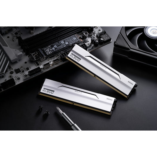 Klevv 32 gb ddr5-6000 (2x 16 gb) kit werkgeheugen (wit, kd5agu880-60a300i, bolt v, xmp 3.0, expo)