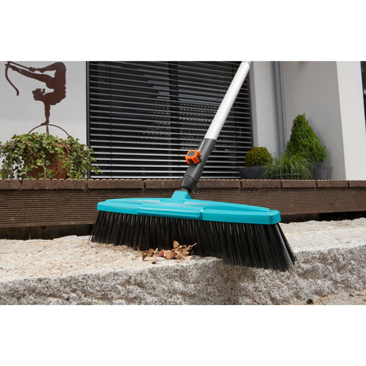 Gardena combisystem straatbezem met schraper (turquoise zwart, 3622-20)