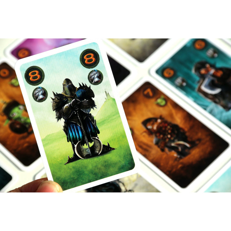 Afbeelding laden in galerijviewer, White goblin games claim kaartspel (nederlands, 2 spelers, 25 minuten, vanaf 10 jaar)
