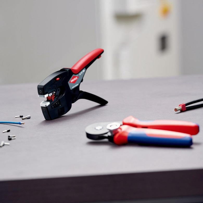 Afbeelding laden in galerijviewer, Knipex nexstrip® multitool voor elektriciens - 190 mm - 12 72 190
