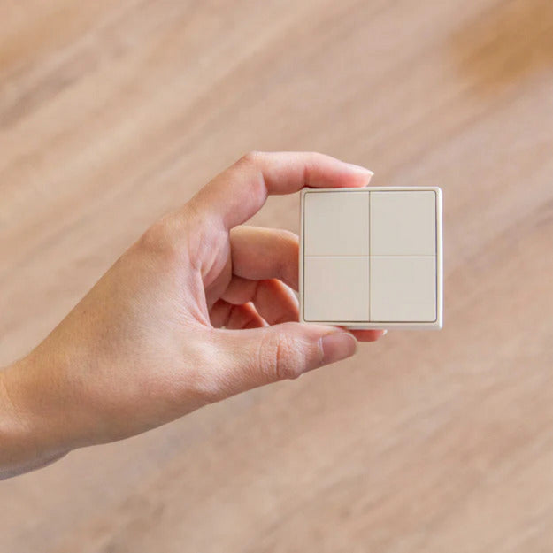 Afbeelding laden in galerijviewer, Shelly blu wall switch 4 (stand alone) schakelaar (wit, bluetooth 4.2)
