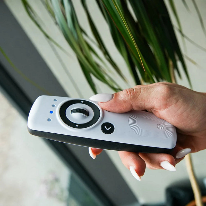 Afbeelding laden in galerijviewer, Shelly blu remote control zb wit - slimme zigbee en bluetooth afstandsbediening met scroll wiel
