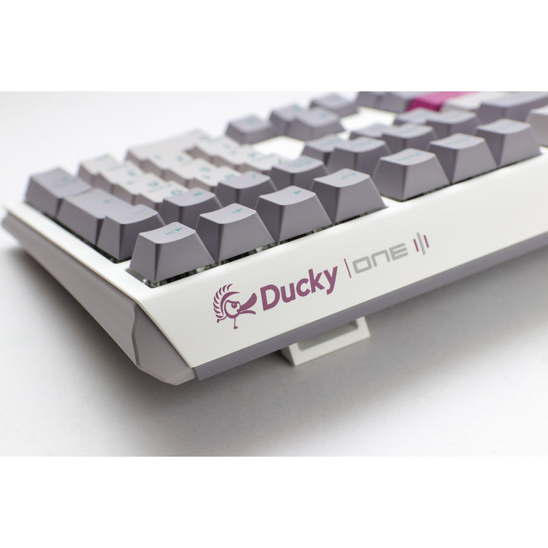Afbeelding laden in galerijviewer, Ducky one 3 mist grey rgb mechanisch toetsenbord (lichtgrijs, us lay-out (qwerty), cherry mx red, 100%, rgb led, double-shot pbt, hot-swappable, quack mechanics)
