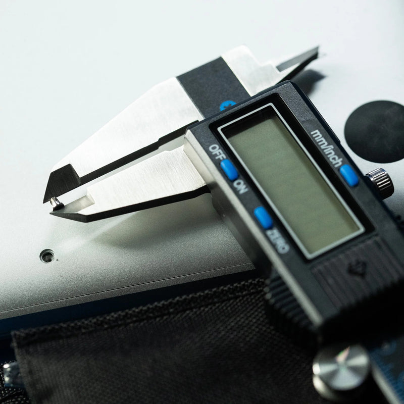 Afbeelding laden in galerijviewer, Ifixit digital caliper meetapparaat (zwart)
