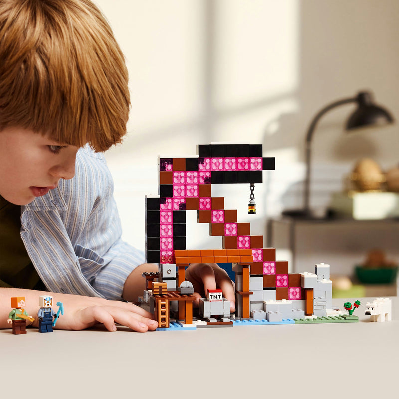 Afbeelding laden in galerijviewer, Lego minecraft de pikhouweelmijn bouwpakket voor kinderen - 21277
